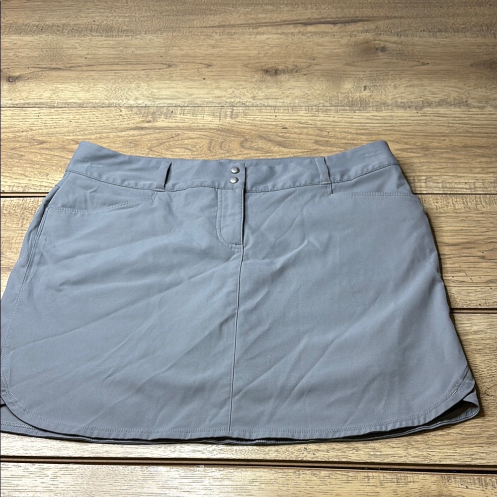 Women’s Adidas Gray Golf Skort Size 10